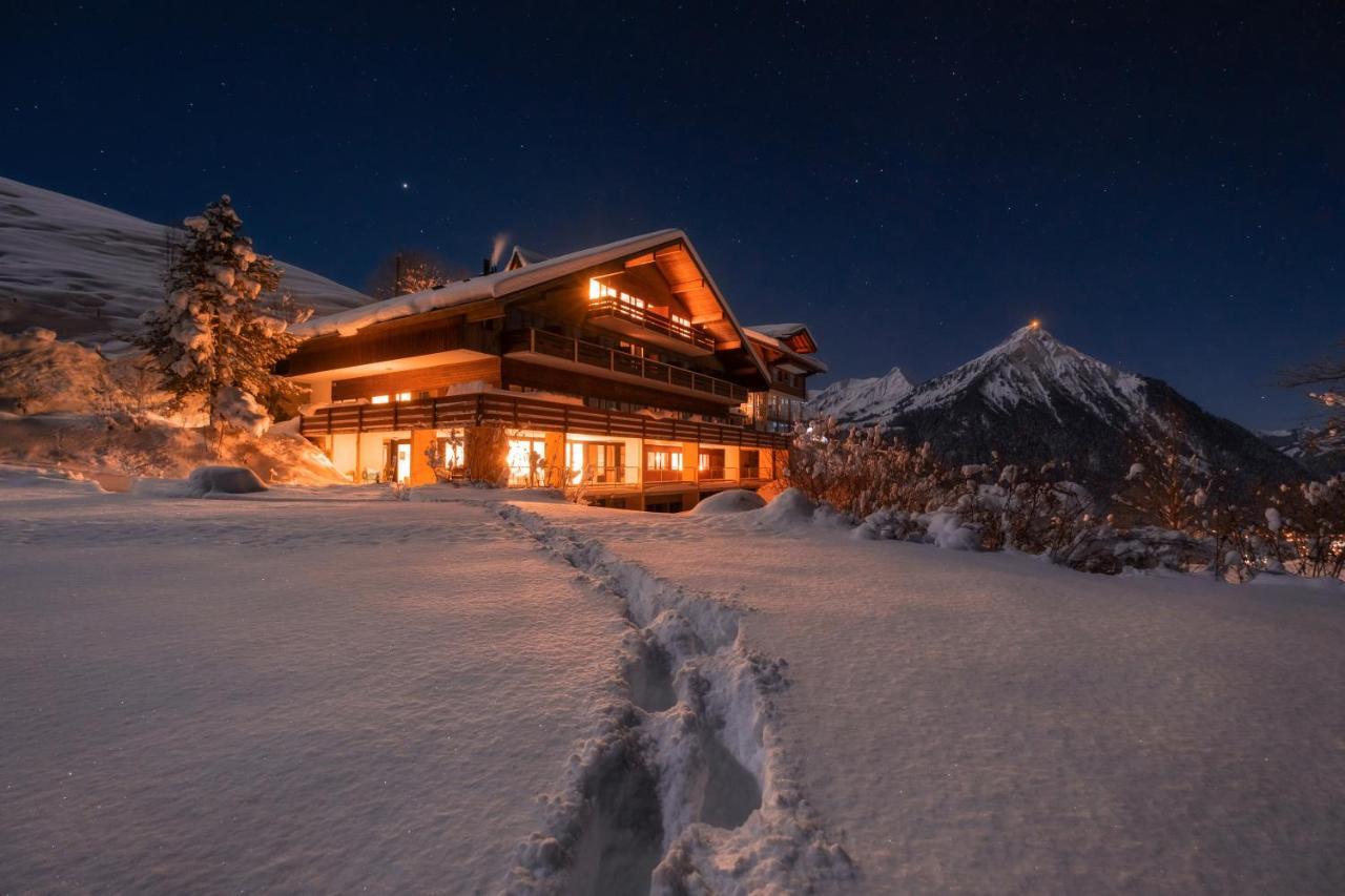 Auszeit-Hotel Z Aeschiried Aeschi Bei Spiez Exteriör bild